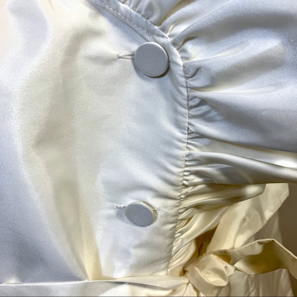 Gorgeous Calvin Klein Top - Picture 4 of 7